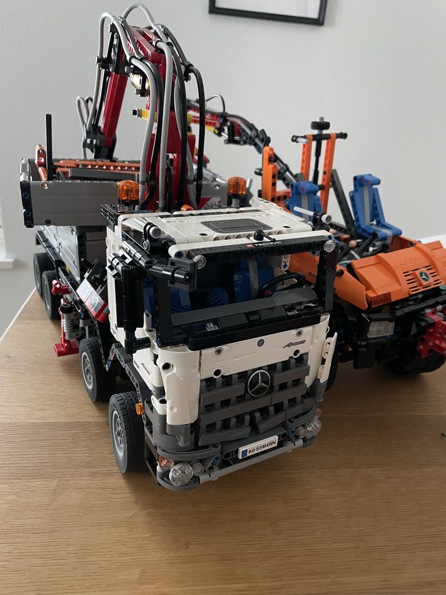 Technics Kit di costruzioni: Lego technic 42043 und 8110 – Usato da Wetzikon ZH venduto da buggy94