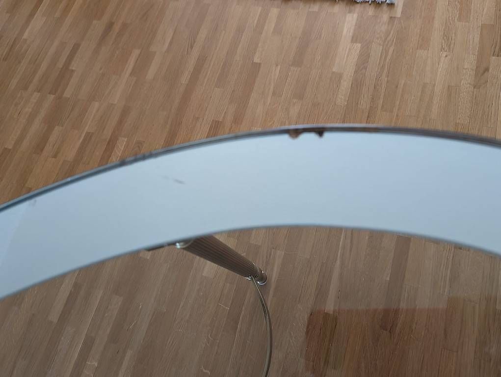 Tables: Couchtisch oval, Tavolo, Table basse – D'occasion à Bern par Smash428 4