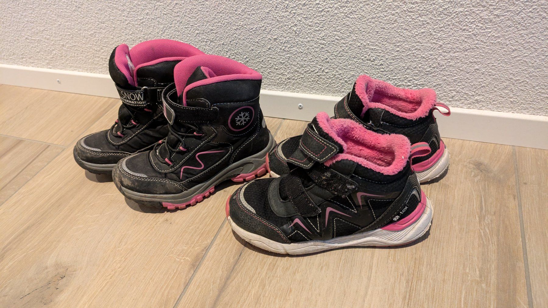 Scarpe per ragazze: Winterschuhe Set für Mädchen - Gr. 29 – Usato da Staufen venduto da Fleby84