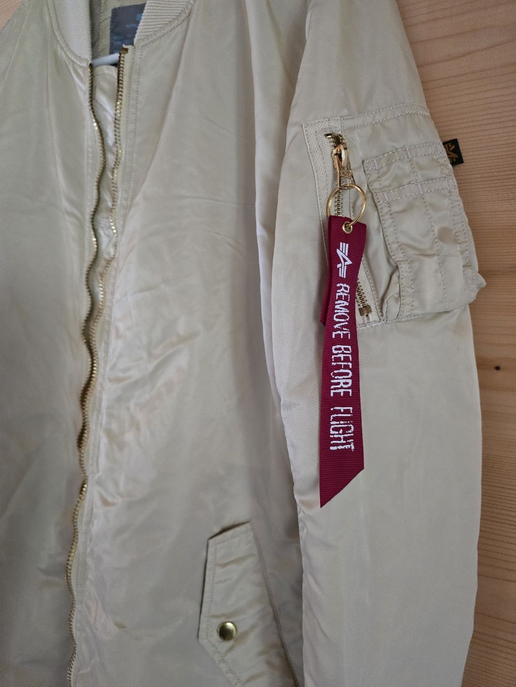 Alpha Industries Cappotti: Alpha Industries mantel – Usato da Serneus venduto da flower111 4