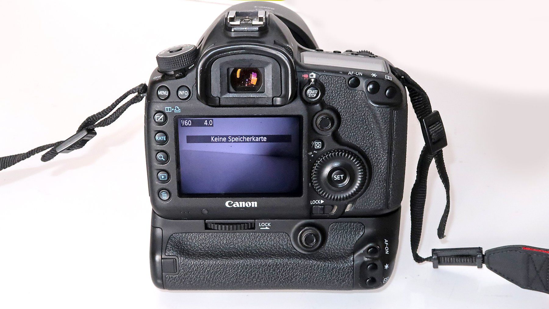 Canon Appareil photo: Canon EOS 5D Mark III Digitalkamera mit Objektiv und Blitz – D'occasion à Uster par Mruedis 2