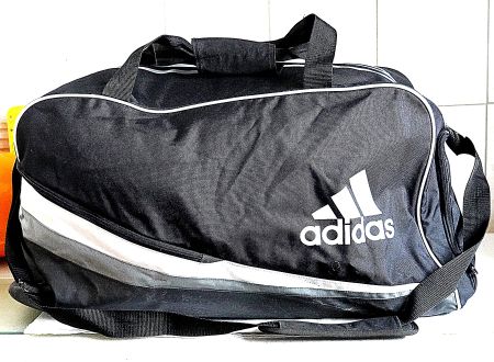 Adidas Sporttasche/ Schulter-Tasche