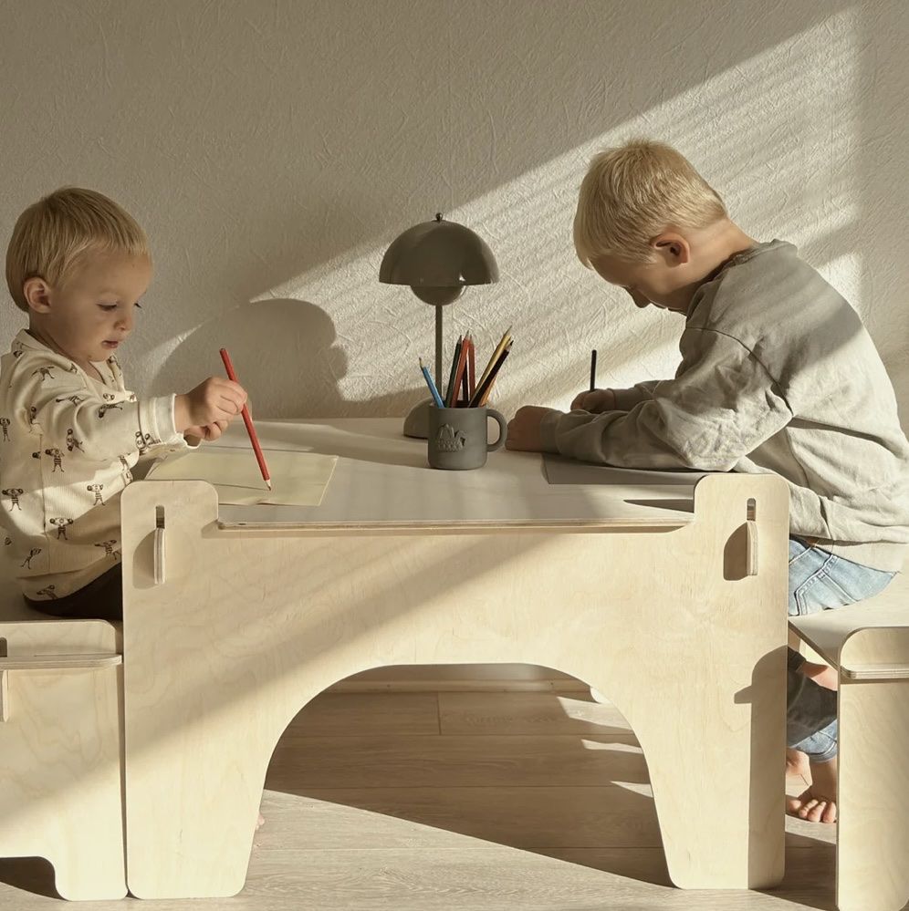 Set di tavolo e panche: Kinder Tisch mit Bank – Usato da Zürich venduto da cha_s85j 4