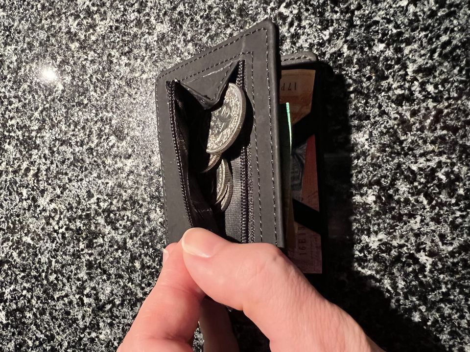 Portafogli: Portemonnaie mit "magic" Funktion mit gratis Versand – Nuovo e nell'imballaggio originale da Bettlach venduto da salini82 3