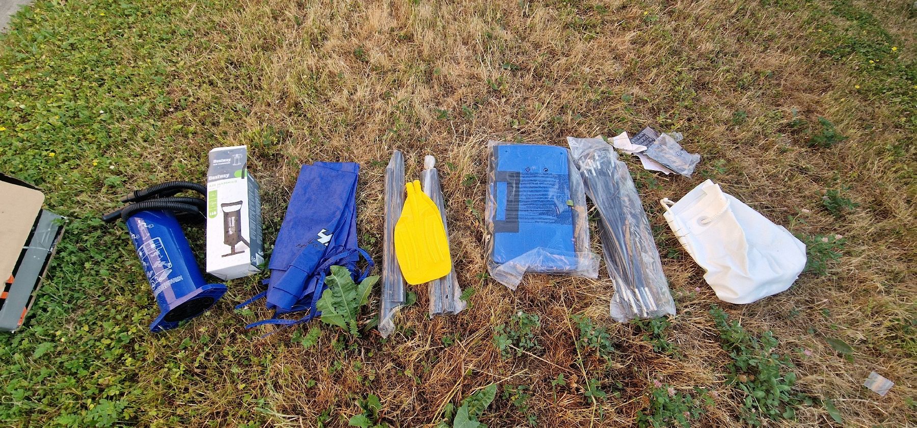 Salvagente: Hydro-Force aufblasbare Schwimminsel mit Zubehör – Usato da Bottighofen venduto da MikeB010 2