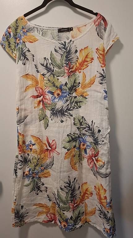 Kleider: Sommerkleid M – Neu (gemäss Beschreibung) aus Lyss von saariinaa 1