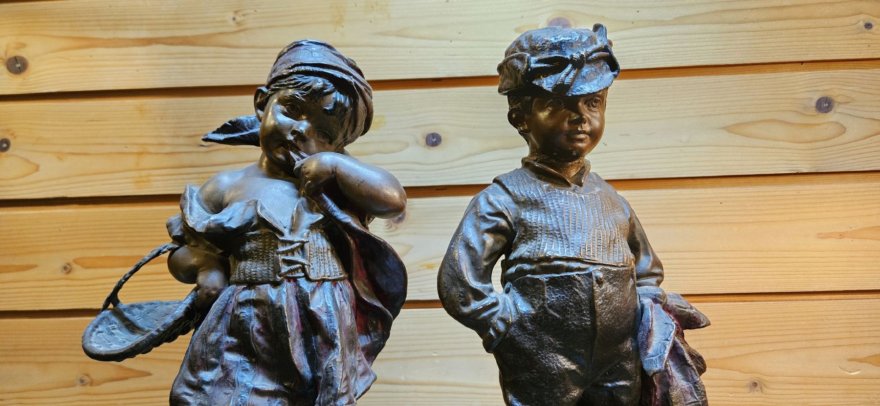 Statuette: Antike Bronzefiguren Kinderpaar – Usato da Bözberg venduto da L-G 1