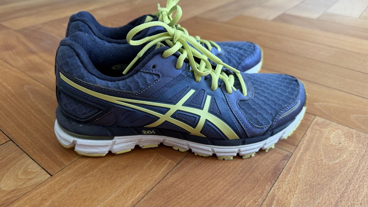 Chaussures hommes: Asics Laufschuh (sample) – Neuf (Voir description) à Bern par ene_ 1