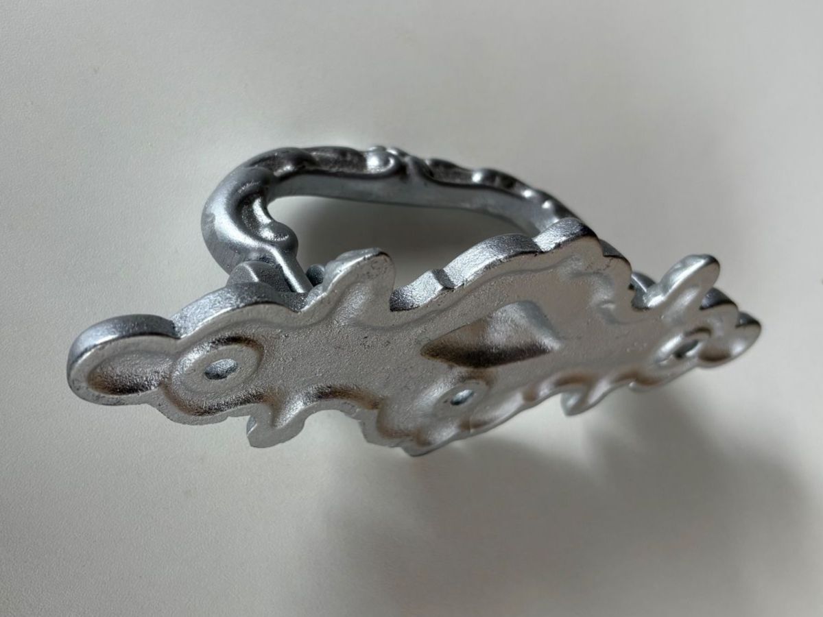 Ferramenta: 12 Stk. Griffe Jugendstil silber – Nuovo (secondo la descrizione) da Huttwil venduto da Reitiruumet 1