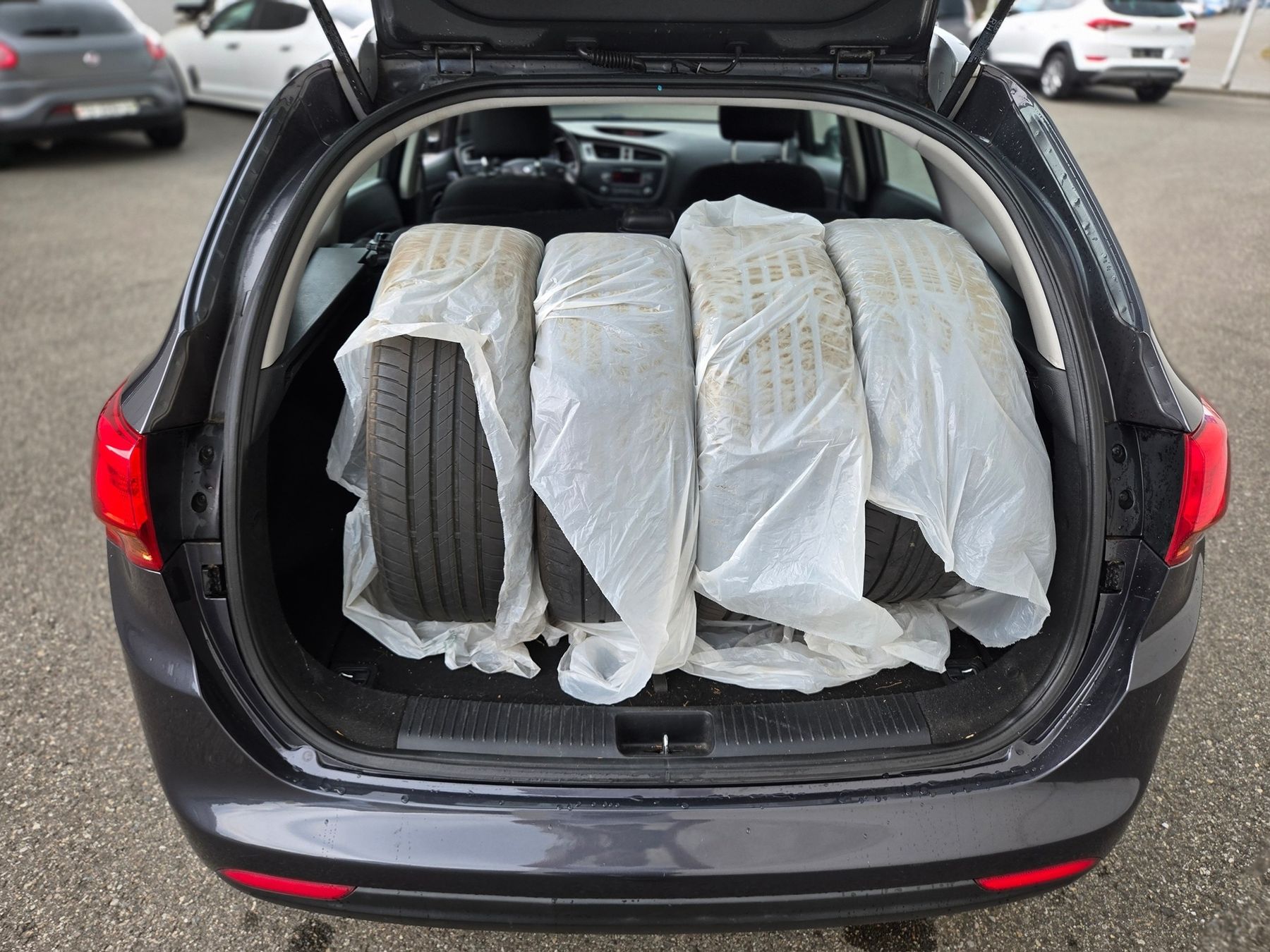 Kia Autos: KIA Cee'd Sportswagon – D'occasion à Weiach par magdalena_s 7