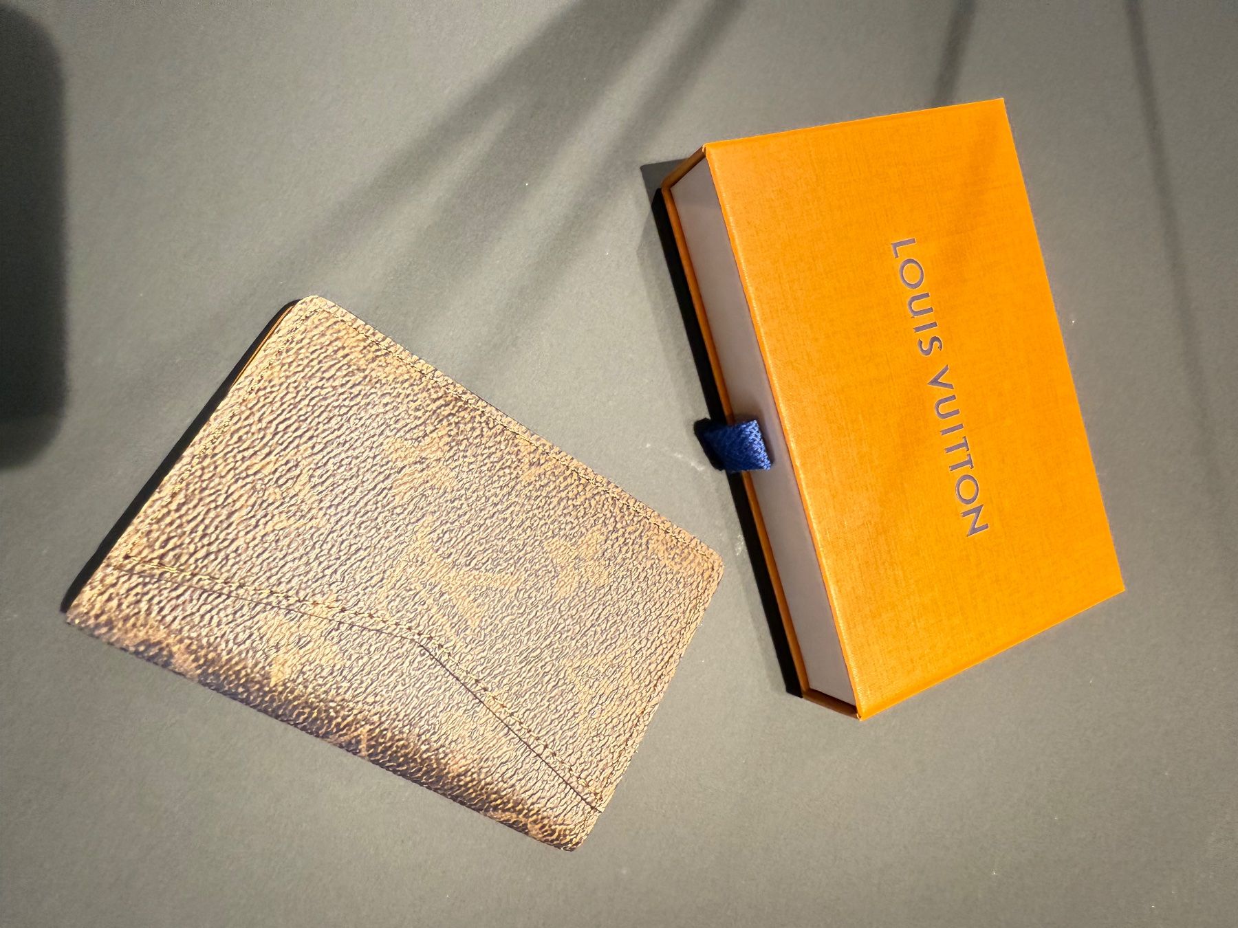 Portafogli: Louis Vuitton Taschenorganizer/ Kartenetui mit Box – Usato da Zollikofen venduto da Level_911 2