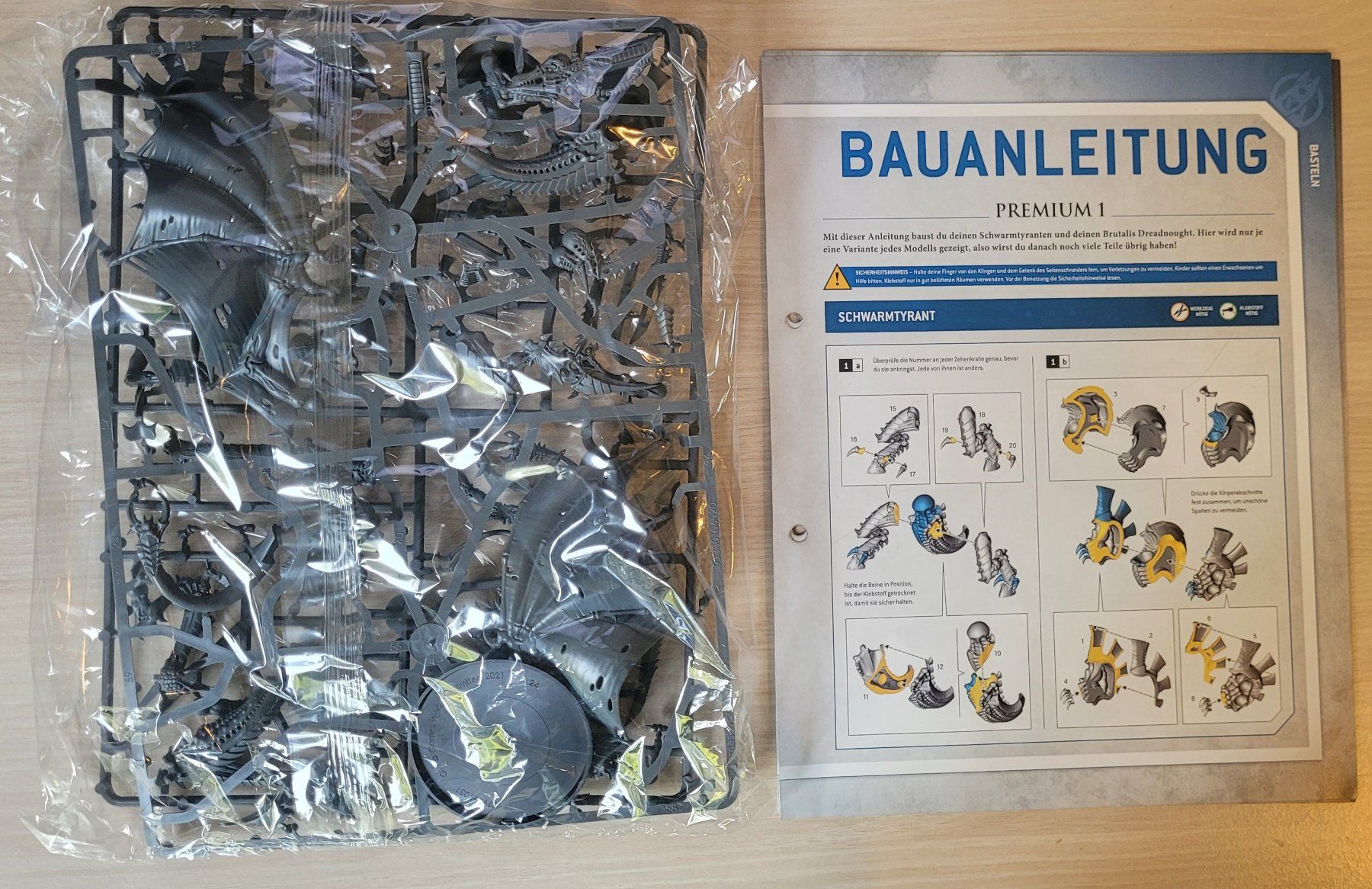 Kits de montage: Warhammer 40k Tyraniden: Schwarmtyrant – Neuf (Voir description) à Zürich par ste_y2r8