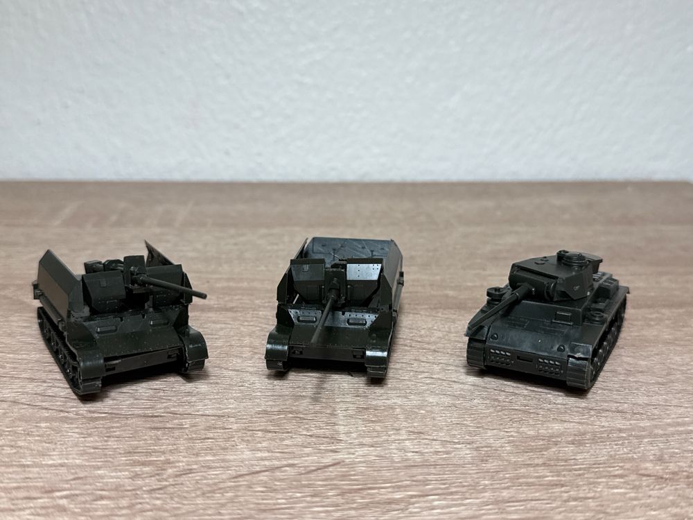 3x Roco Minitanks (9) (D'occasion) à St-Aubin-Sauges pour CHF 9 – avec ...