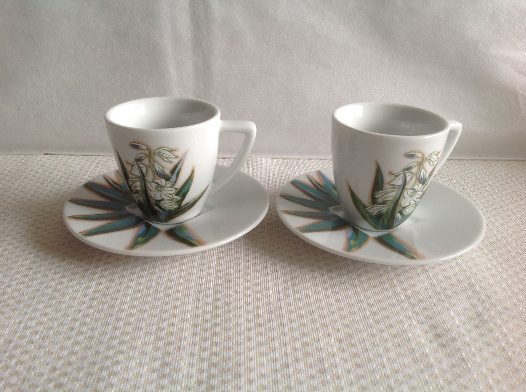 Nespresso Tazze: Nespresso - tasses espresso – Usato da Sion venduto da accroshoes