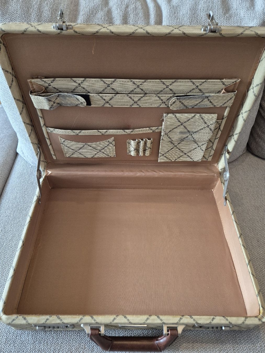 Valises & Sacs: Aktenkoffer  – D'occasion à Baden par kae_n69w