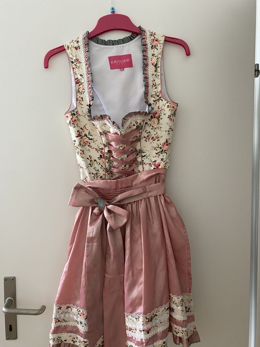 Krüger Vestiti: Krüger Dirndl Blumenmuster Gr.32 – Nuovo (secondo la descrizione) da Bassersdorf venduto da gra_2wx8