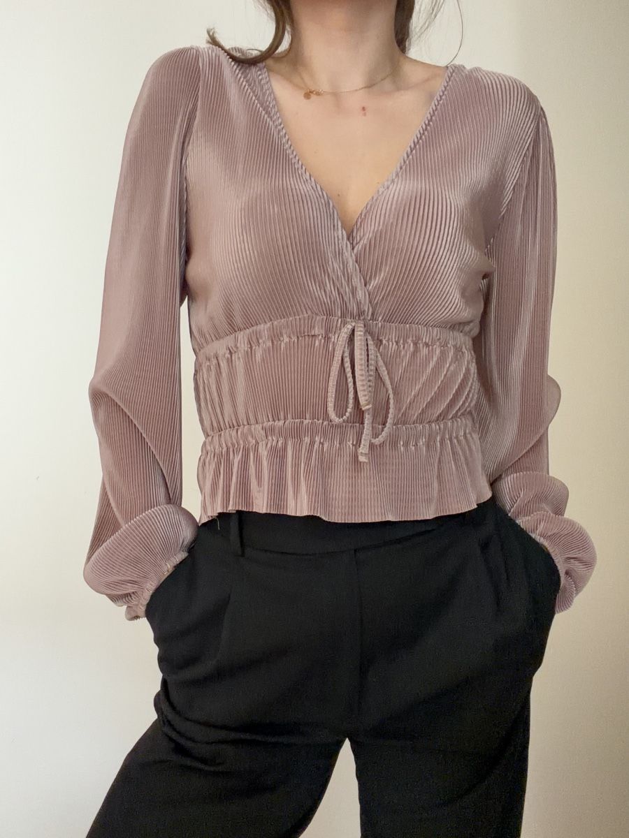 Zara Blusen: ZARA Blusen – Neu (gemäss Beschreibung) aus Zürich von nweimy