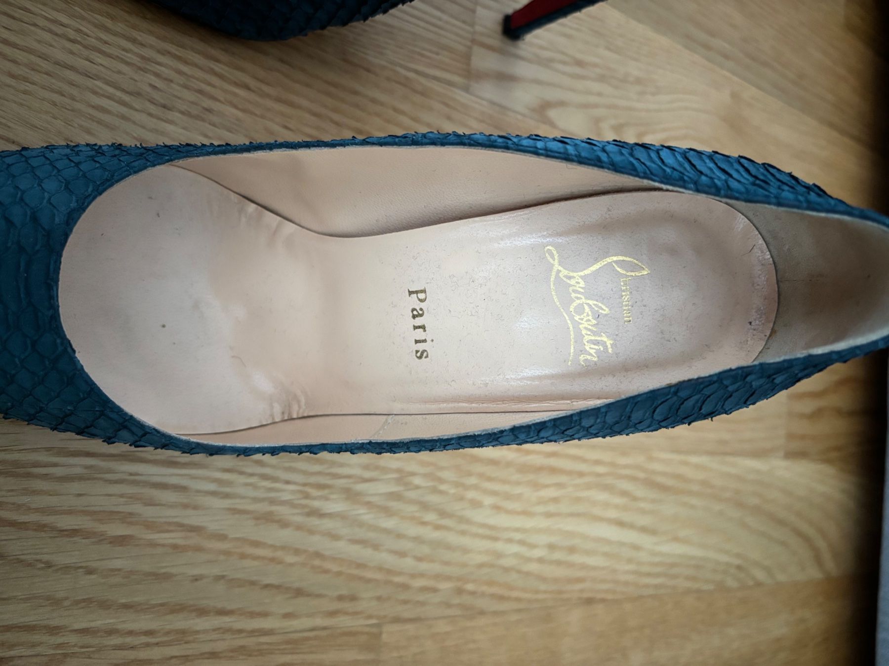 Christian Louboutin Scarpe da donna: Christian Louboutin blaue Highheels – Usato da Duebendorf venduto da tom_lp2m 2