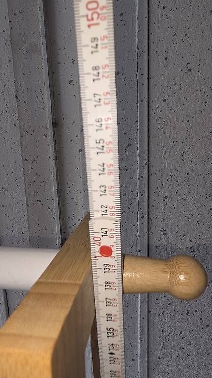 Garderobe: Garderobe mit Kleiderstange – Gebraucht aus Balsthal von emotion99 2