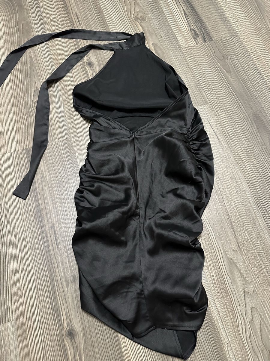 Vestiti: Schwarzes Satin Minikleid Missguided Gr. 34 – Usato da Schaanwald venduto da ael248 1