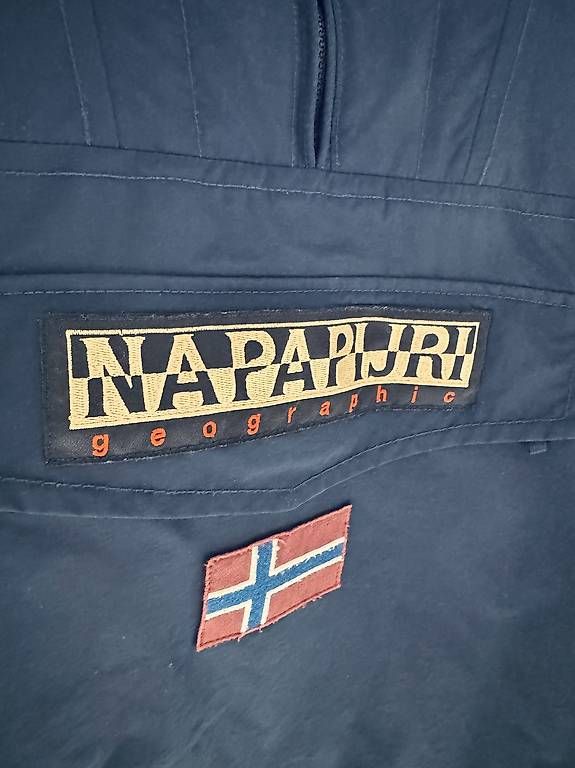 Napapijri Jacken: Napapijri Blu Navy (tg. M) – Neu (gemäss Beschreibung) aus Stabio von Mika_Lomazzi 1