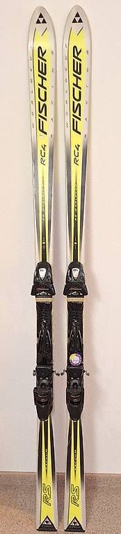 Fischer Skis: FISCHER Ski mit Bindung - 186cm – Gebraucht aus Baar von SBBaco