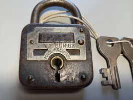 Antikes Vorhängeschloss Yale Junior № 0275 – Made in Germany