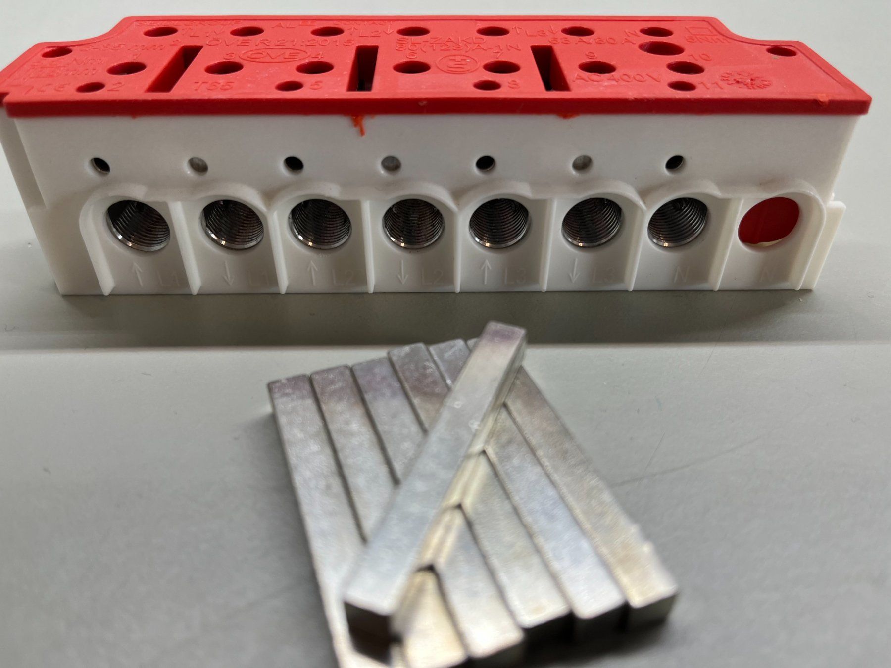 Componenti elettronici: Seidelgroup Stromzähler Anschlussklemme – Nuovo (secondo la descrizione) da Jenaz venduto da Speedy350 1