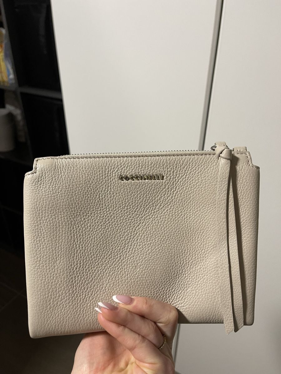 Coccinelle Borse da donna: Coccinelle Tasche – Usato da Schönenwerd venduto da miami_girl91 1