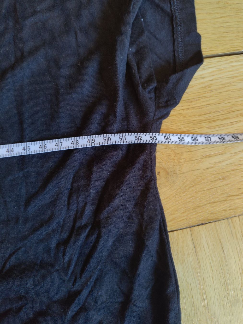 T-shirt: T-Shirt – Usato da Bern venduto da Linii 3