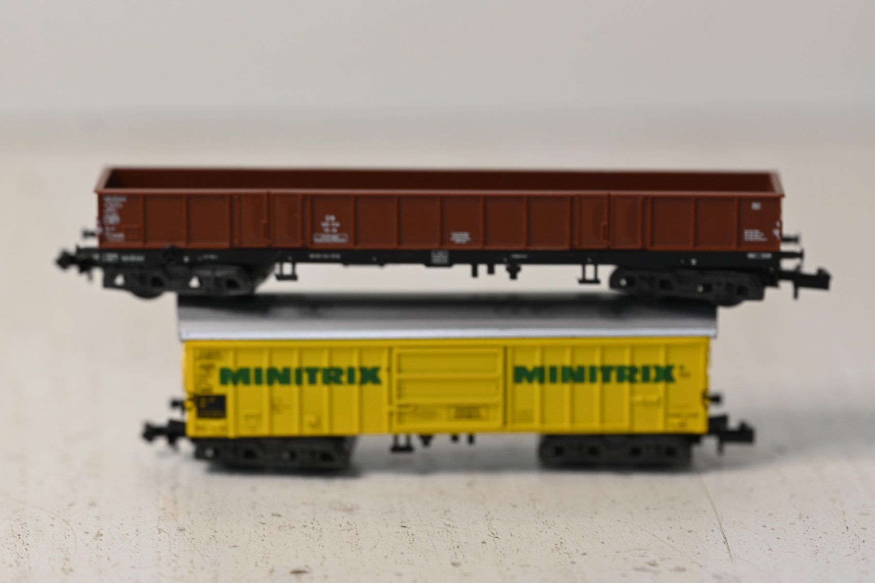 Trix Modellini di ferrovie: Güterwagen Trix Spur N , 2 Stück – Usato da Laupen ZH venduto da Zmoewe