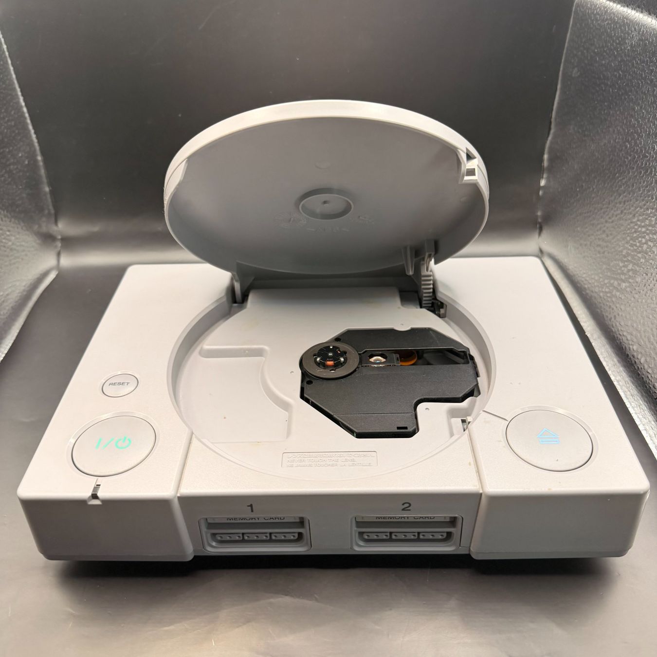 Sony Console: Sony PlayStation 1 – Usato da Düdingen venduto da Nerdworld 4