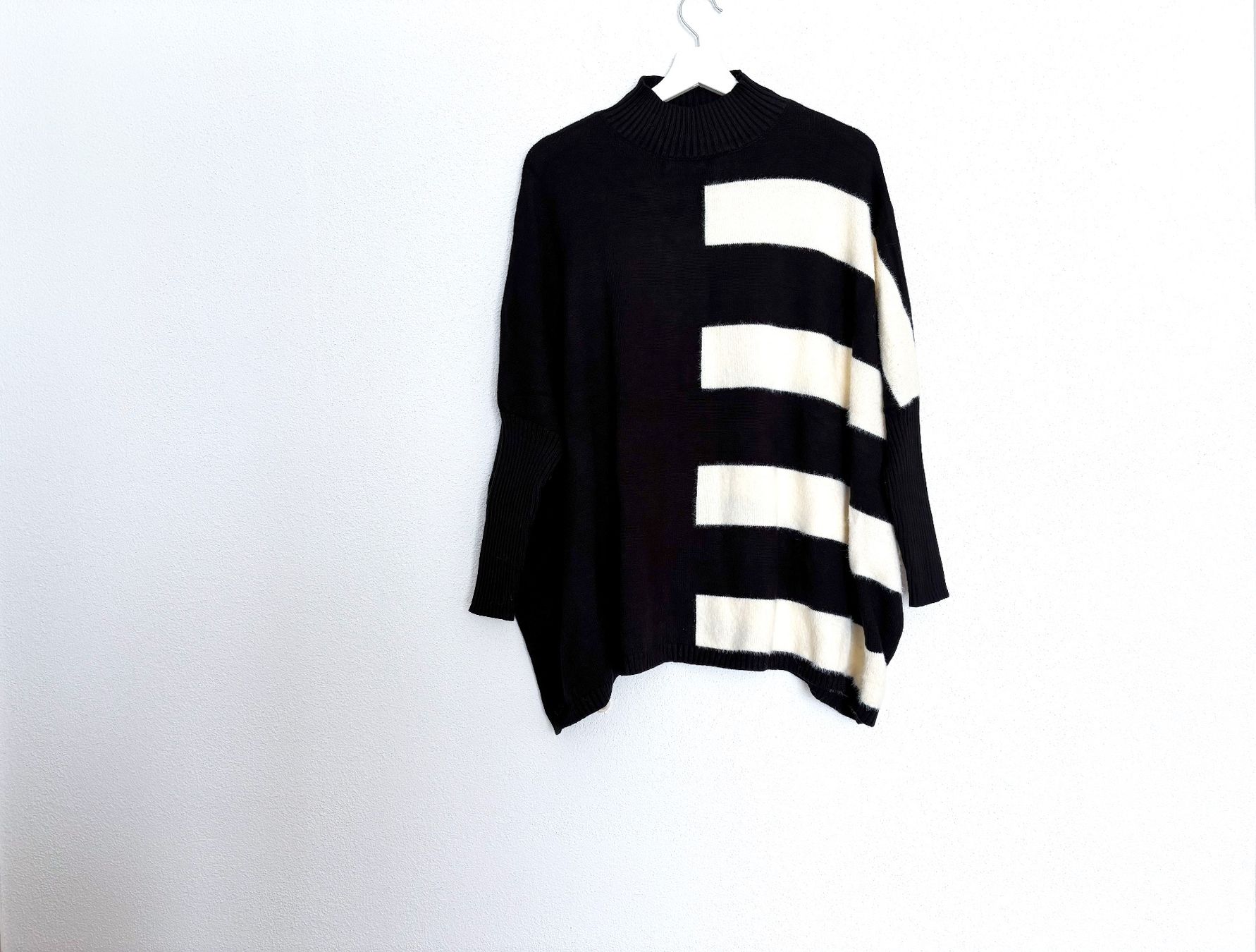 Maglioni & Felpe: NEU Pullover Pulli Strick Poncho Strickjacke Gr. S – Nuovo (secondo la descrizione) da Holzhäusern ZG venduto da paula_w