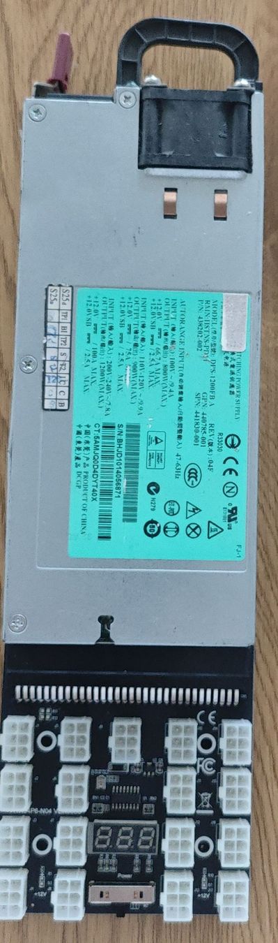 Composants électroniques: Server Netzteil1200W – D'occasion à Balgach par GZ-Tech