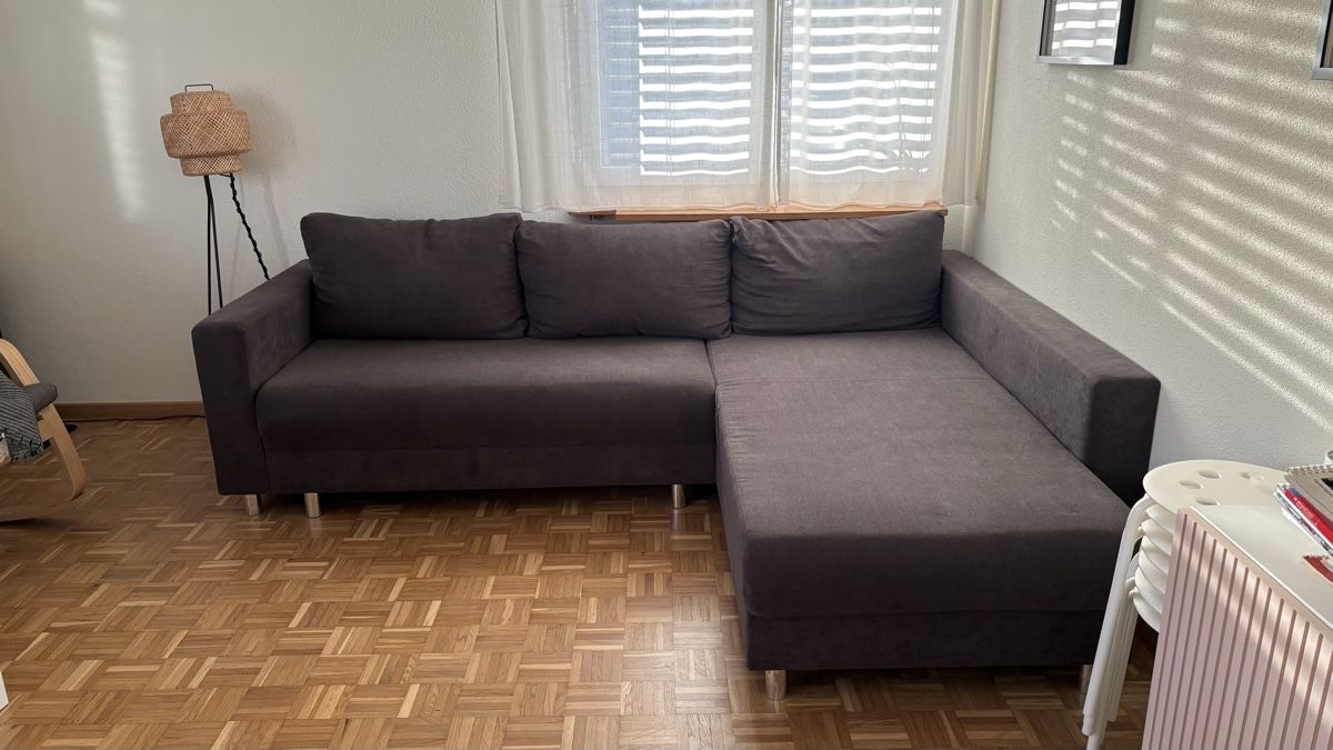 Sofas: Ecksofa dunkelgrau Stoff – Gebraucht aus Kollbrunn von ine_jxc6
