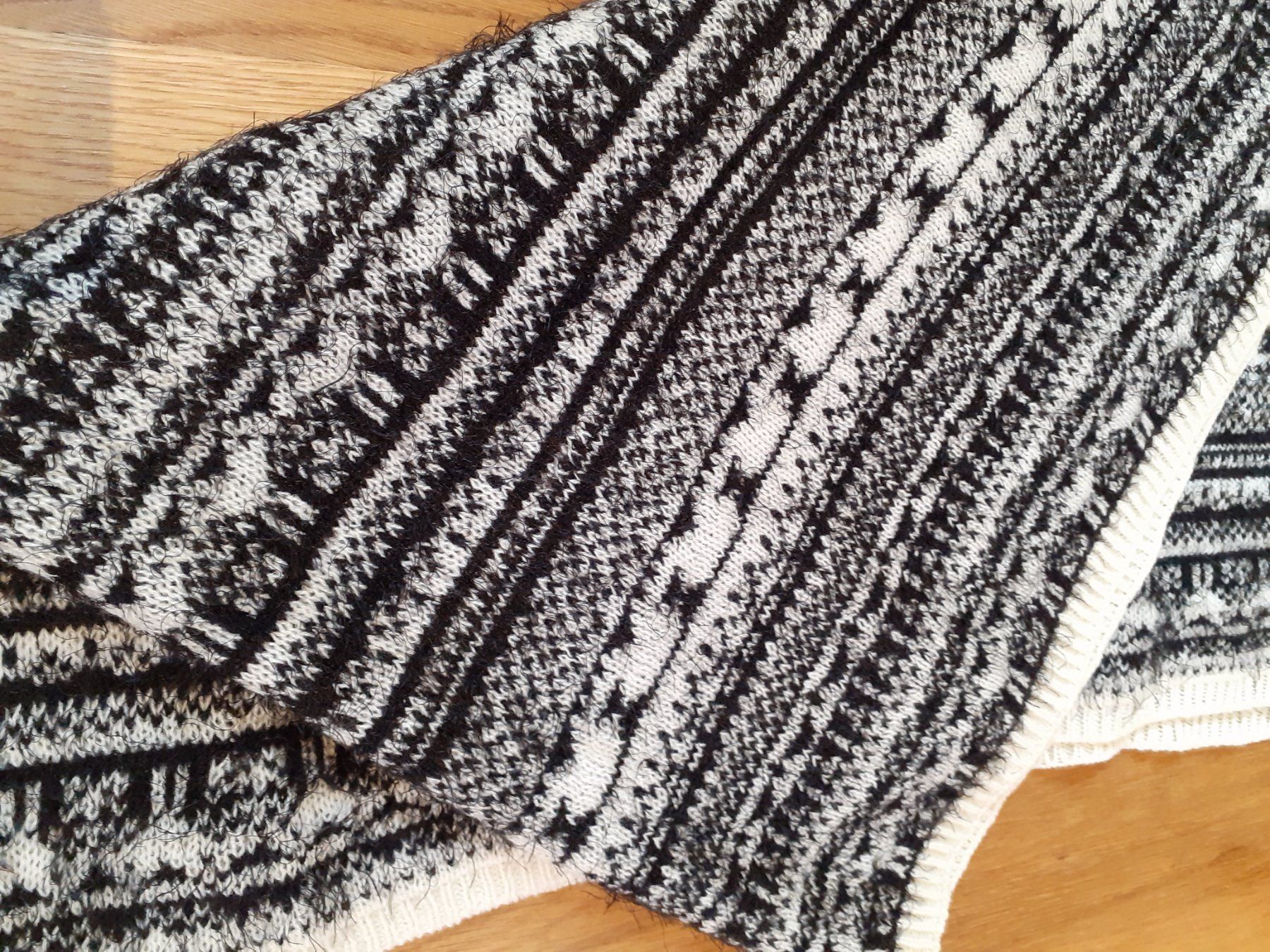 Foulard & Sciarpe: Schal – Usato da Zürich venduto da Convertini01 2