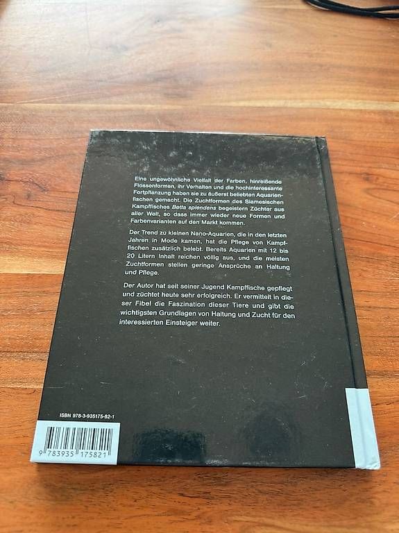 Libri: Kampffisch-Fibel Dähne Verlag – Usato da Zollikofen venduto da hri_r8pr 1