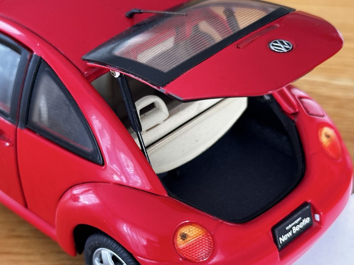 Franklin Mint Modellini d'auto: Franklin Mint 1:24 1998 Volkswagen Beetle – Nuovo (secondo la descrizione) da Sennwald venduto da HARO-Import 6