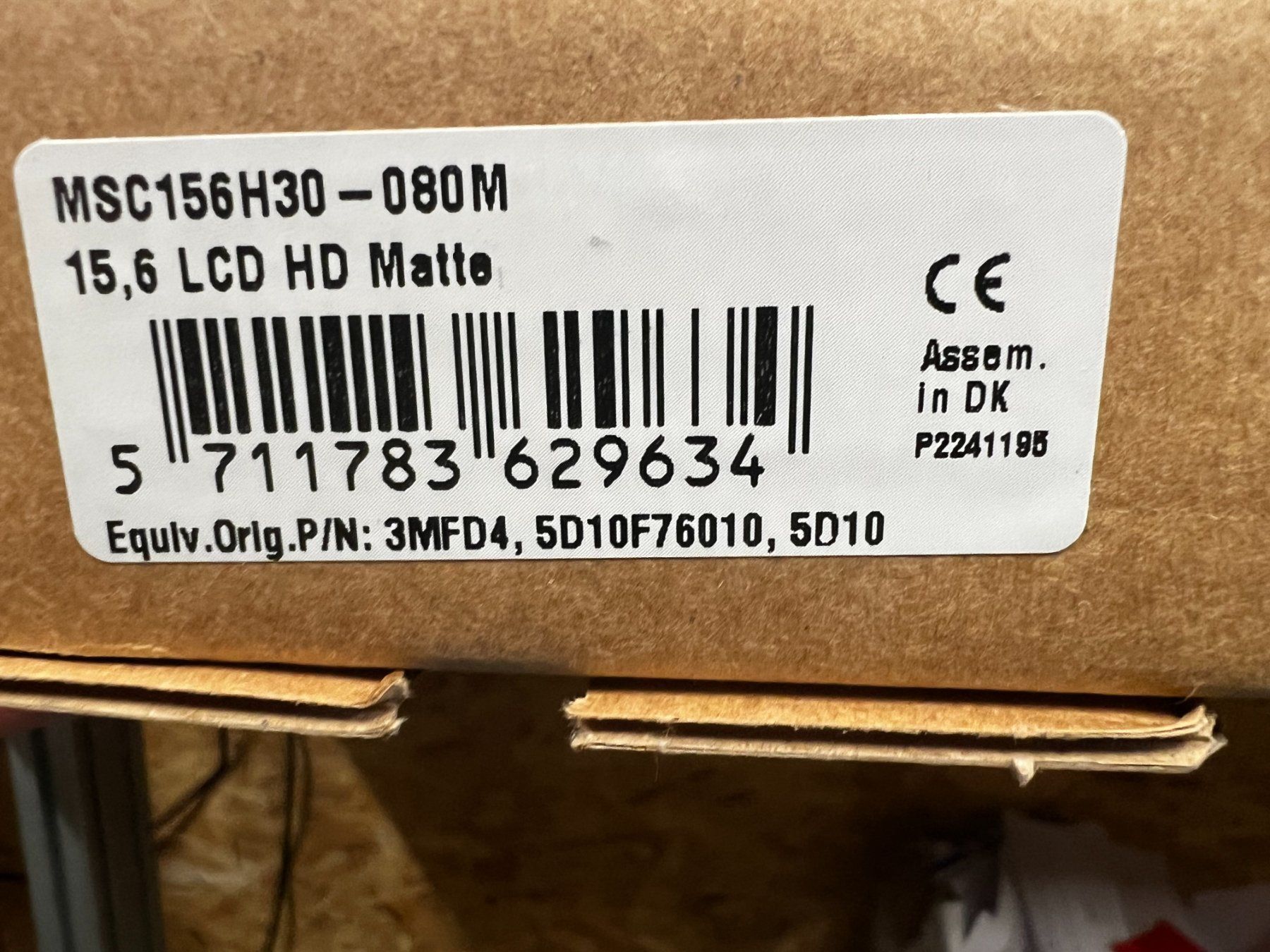Componenti elettronici: 15,6" LCD HD Matte – Nuovo (secondo la descrizione) da Gossau ZH venduto da OrderflowAG 1