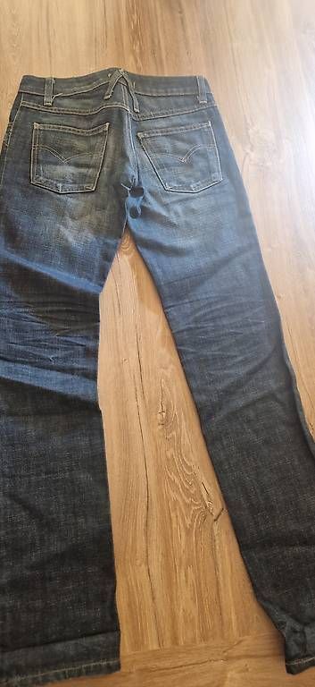 Jeans: Jeans Tuwe' Frau  – D'occasion à St.Gallen par tra_ch5s 1