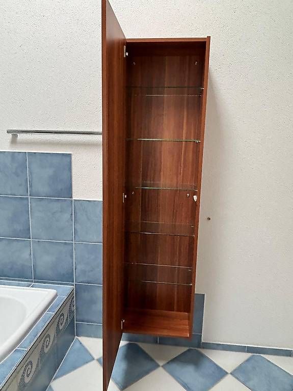 Badezimmermöbel: Badezimmer Möbel  – Gebraucht aus Udligenswil von kel_n9j5 1
