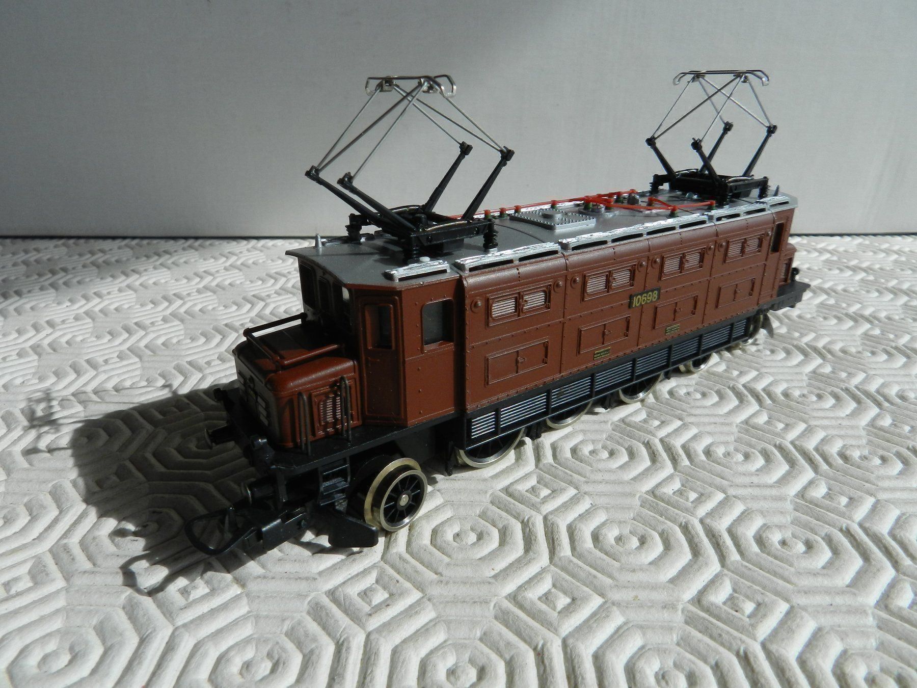Lima Modellini di ferrovie: LIMA H0 DC E-Lok 3/6 SBB braun – Nuovo (secondo la descrizione) da Arzier-Le Muids venduto da elocin83 2
