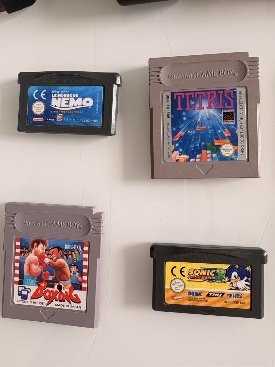Nintendo Console: Gameboy sp rouge + chargeur + 6 jeux – Usato da Dompierre FR venduto da PRiT_Madara 1
