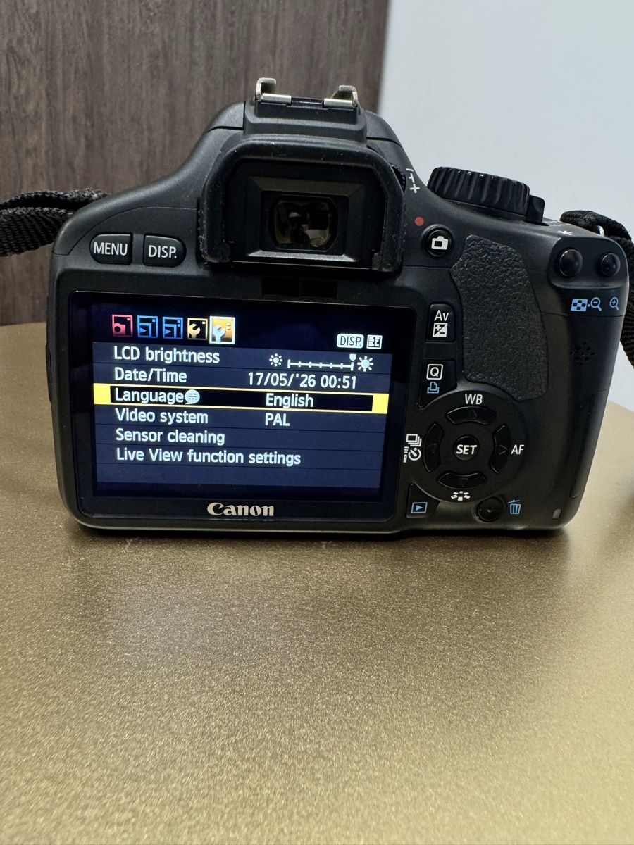 Canon Fotocamera: Canon EOS 550D with 18-135mm lens plus accessories. – Nuovo (secondo la descrizione) da Thonex venduto da Lux_brands01 5