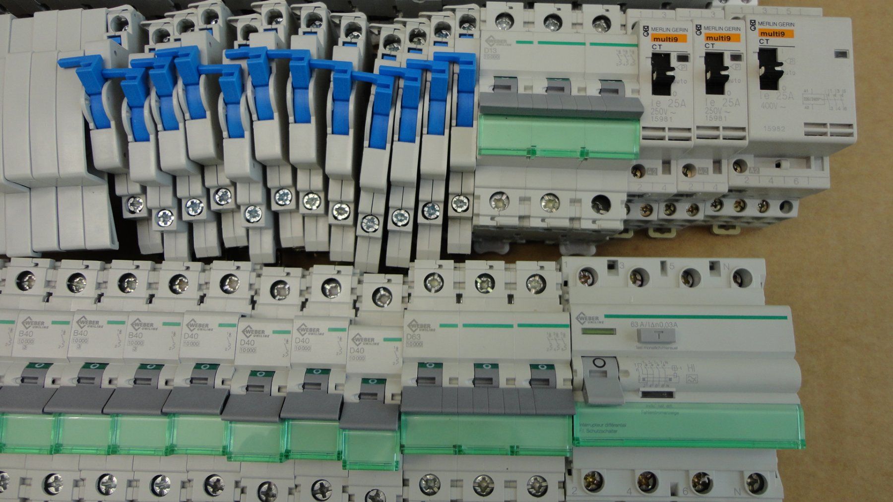 Alimentazione elettrica: FI/LS WEBER UNILINE Leitungsschutzschalter – Usato da Emmen venduto da Dora024 6