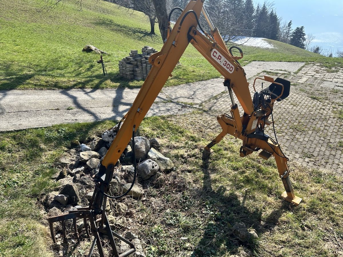 Kräne: Tomenzoli 3 Punkt Mistkran CP 300 – Gebraucht aus Gersau von walti.c 1