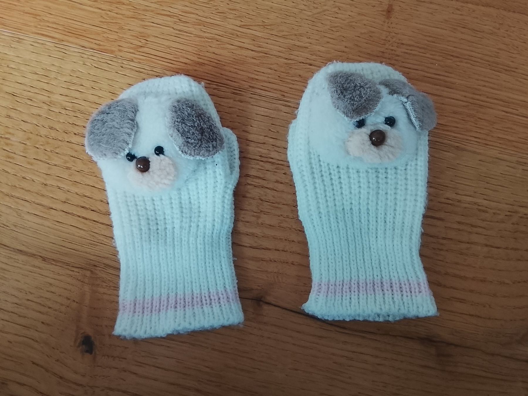 Guanti: Handschuhe 13 cm – Usato da St. Gallen venduto da Okonomyiaki