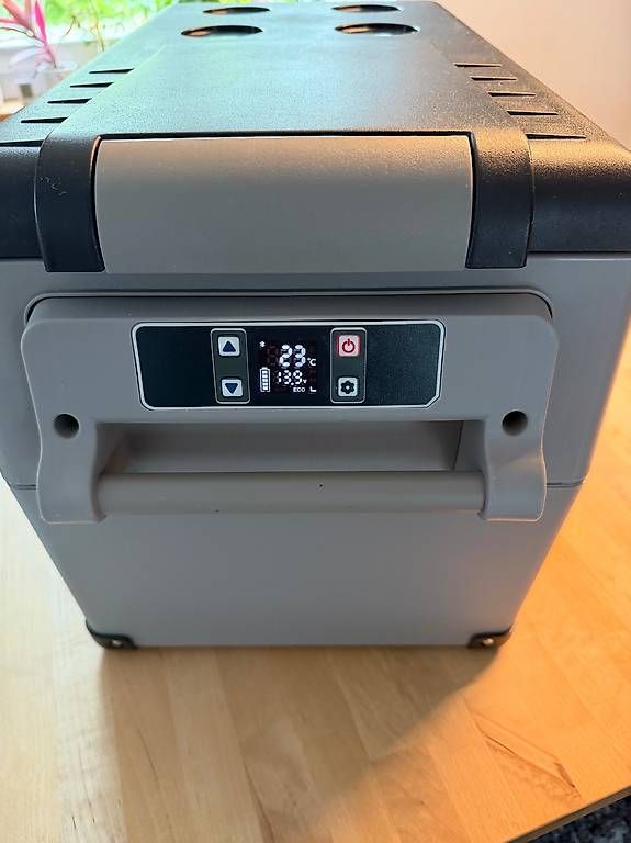 Frigoriferi & Refrigeratori: Kompressor Kühlbox Vevor 35Liter 12V/220/ – Usato da Rickenbach SO venduto da Bazoka13 2