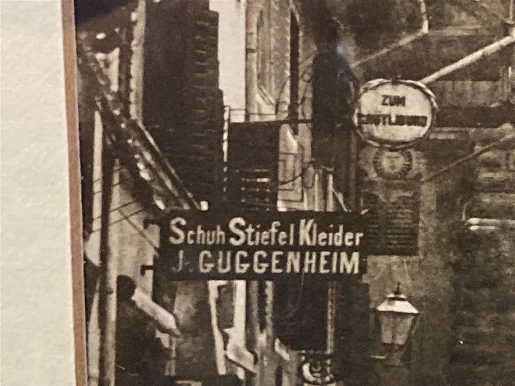 Poster & Bilder: Alte Photographie Solothurn Gasse belebt – Gebraucht aus Bern von Jwpm66 2