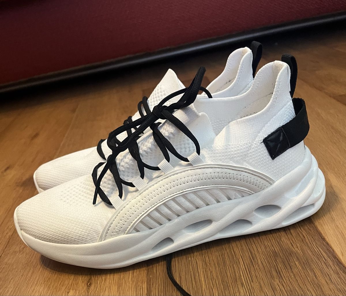 Aldo Chaussures femmes: Aldo Sneaker Weiss Gr. 39 – Neuf (Voir description) à Egg b. Zürich par Camila80 1